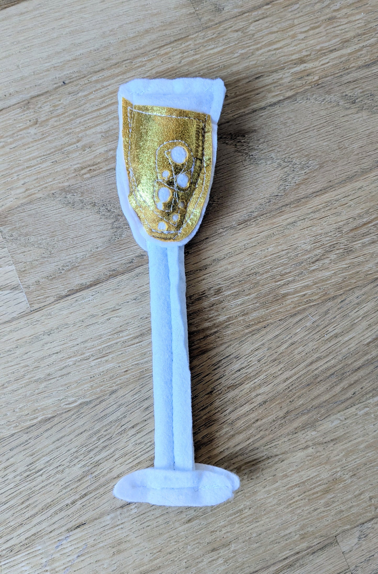 New! Champagne Kicker